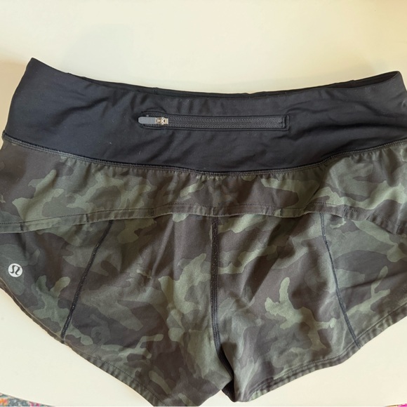 Lululemon speed up shorts - Picture 2 of 2